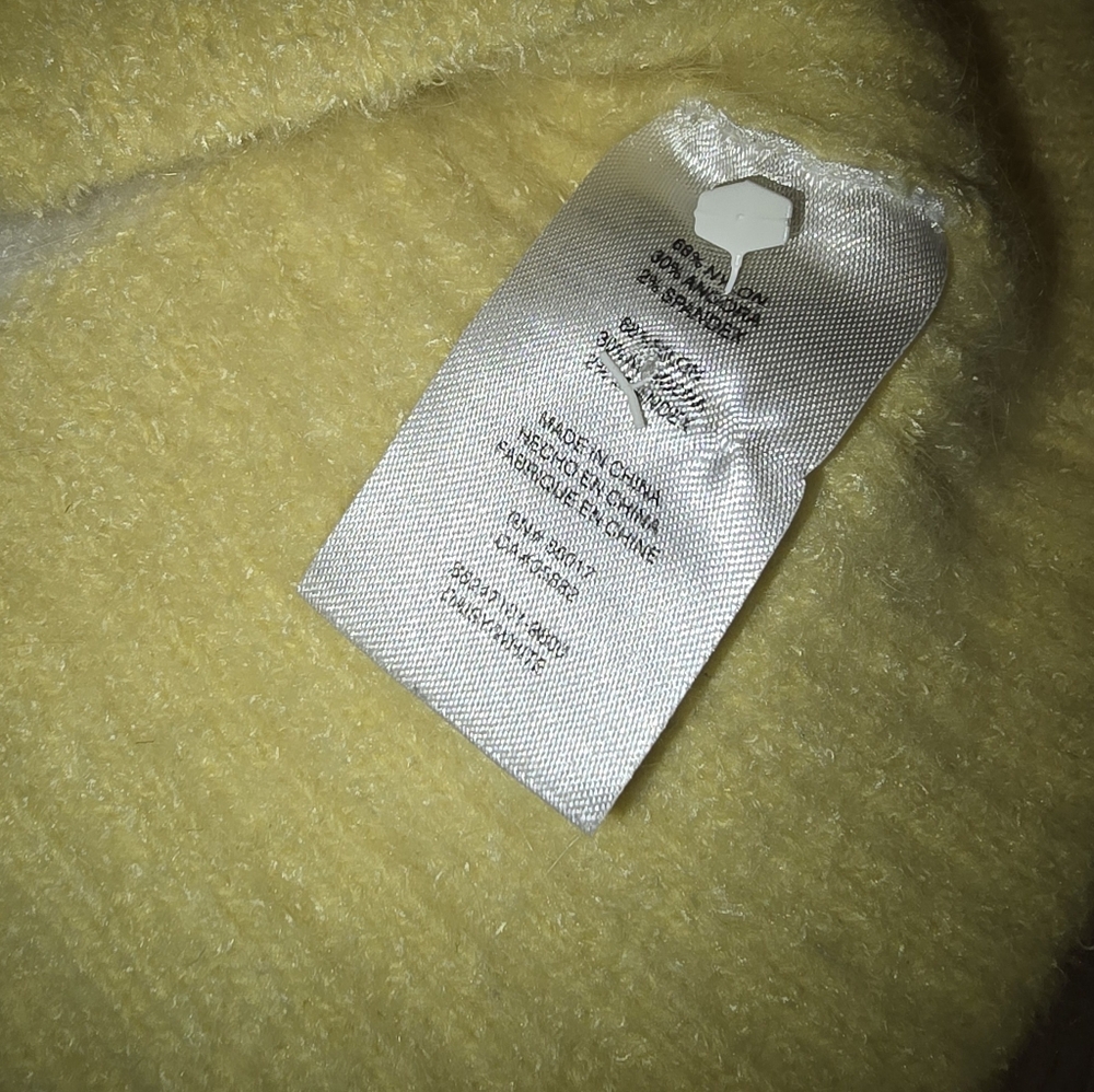 Bebe Sweater - Picture 11 of 11